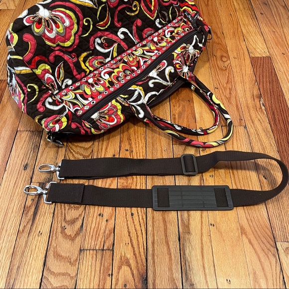 Vera Bradley Weekender - Picture 8 of 11